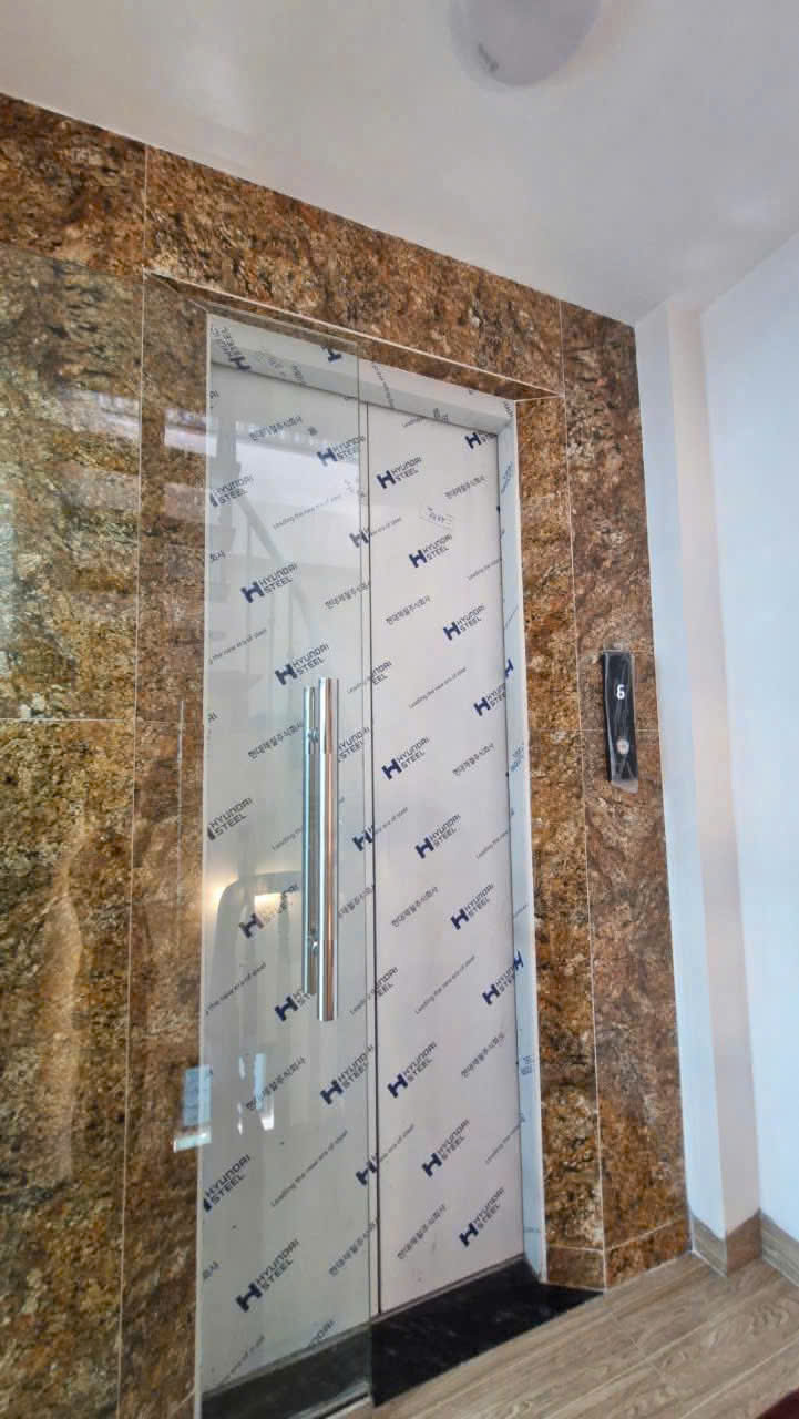 HIẾM. XUÂN PHƯƠNG - Ô TÔ ĐỖ CỬA- SỐ 65M- GIÁ 10 TỶ- 5 TẦNG MỚI TINH-THANG MÁY